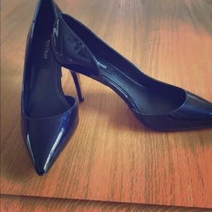 White House Black Market Gannon Heels